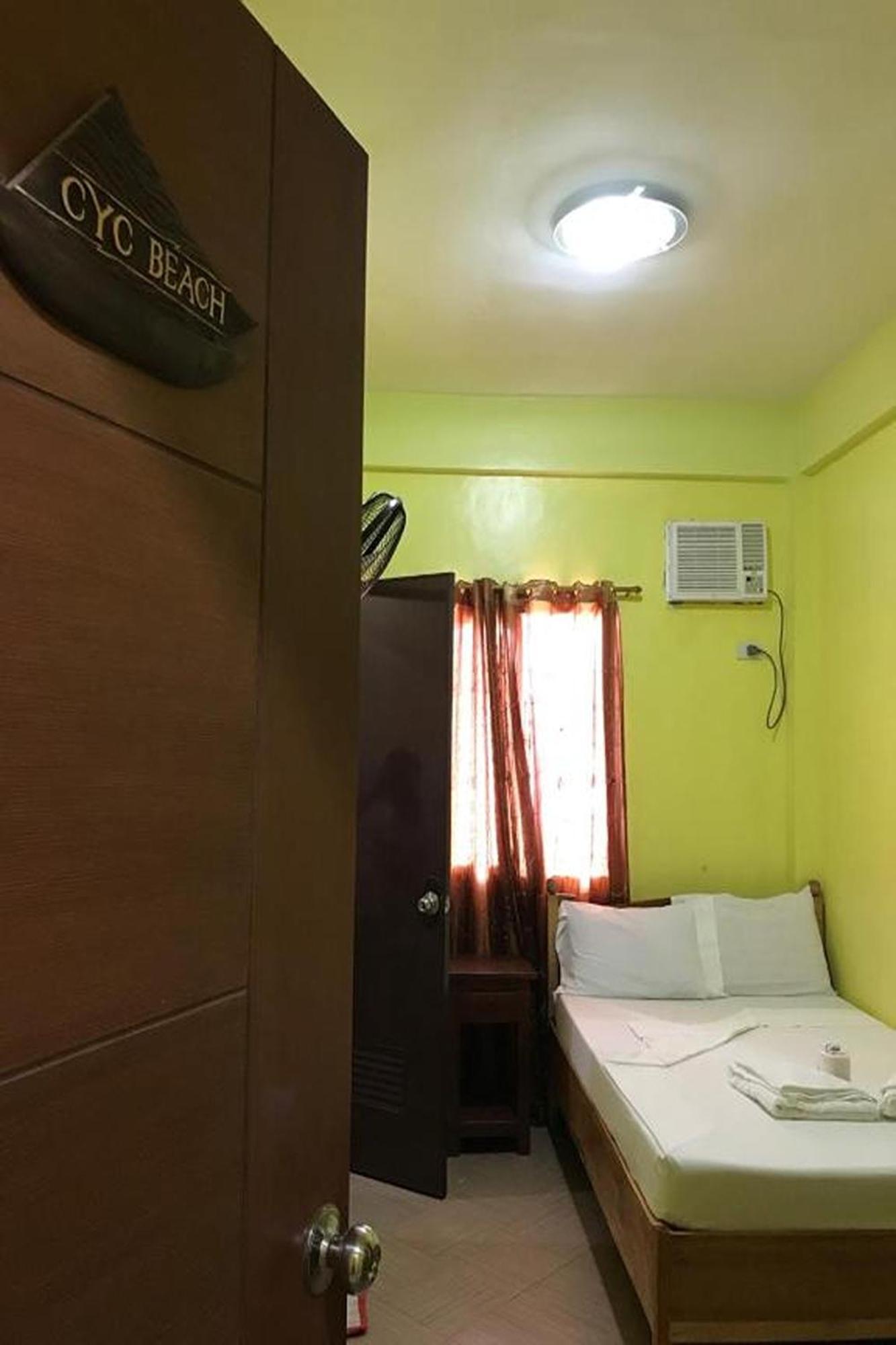 Luis Bay Travellers Lodge Coron Bagian luar foto