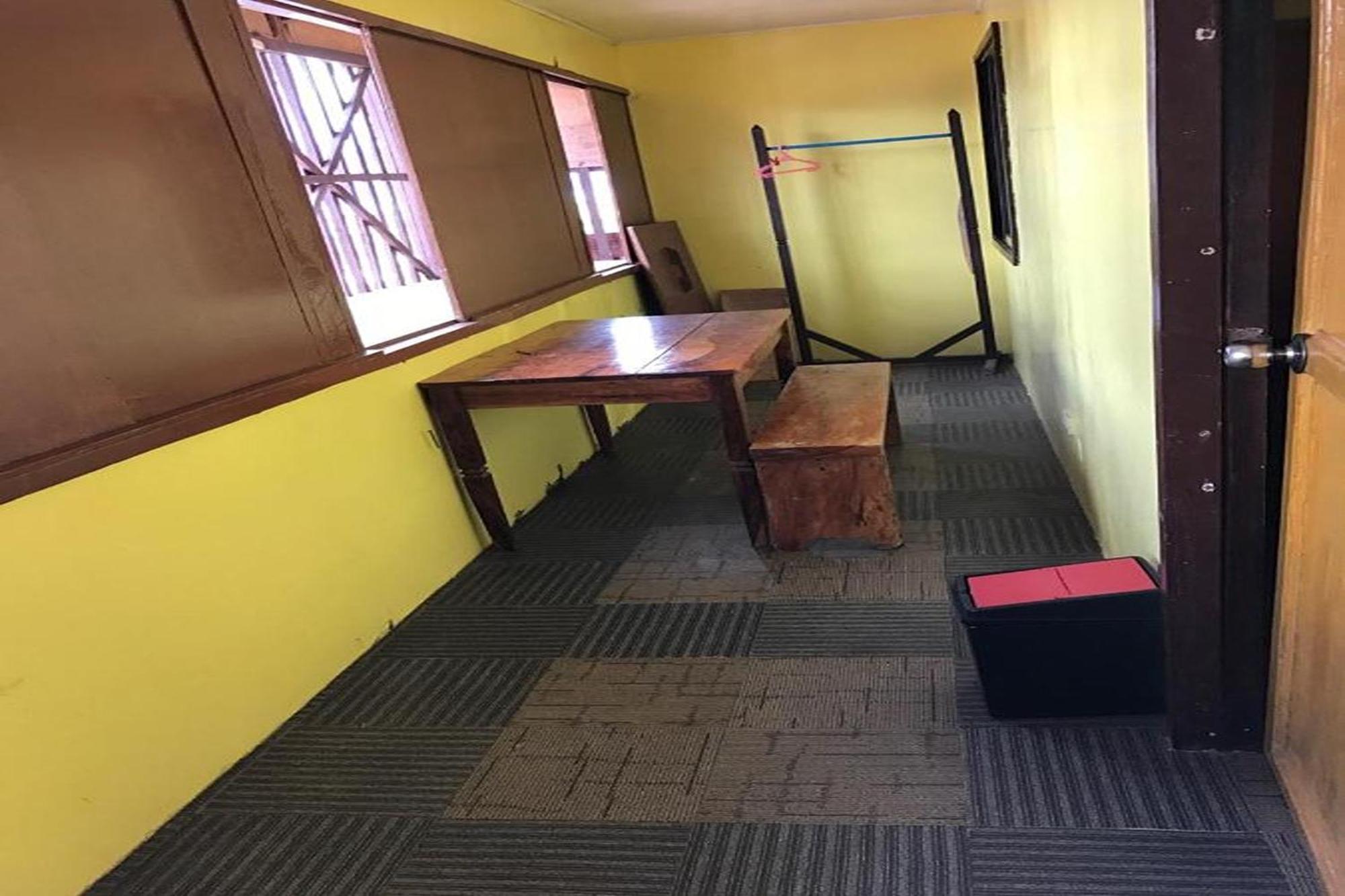 Luis Bay Travellers Lodge Coron Bagian luar foto