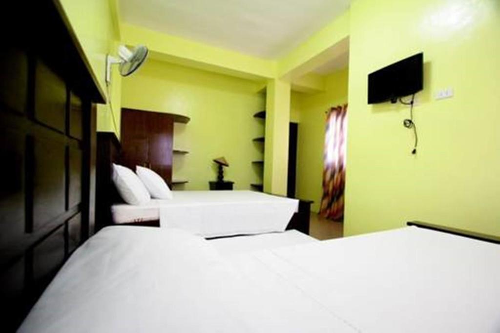 Luis Bay Travellers Lodge Coron Bagian luar foto