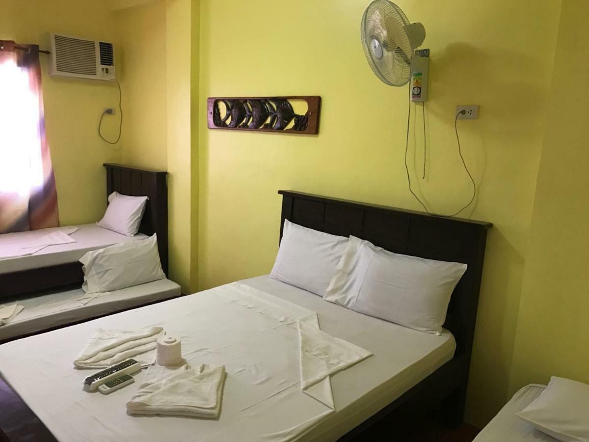 Luis Bay Travellers Lodge Coron Bagian luar foto